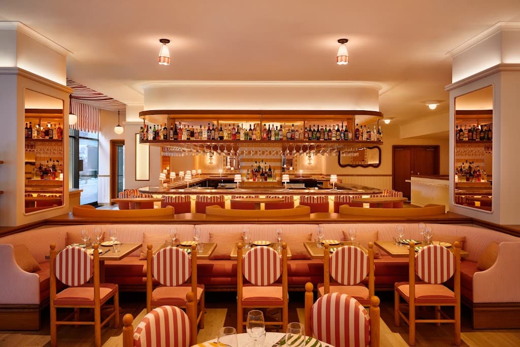 Giulietta, Midtown bar