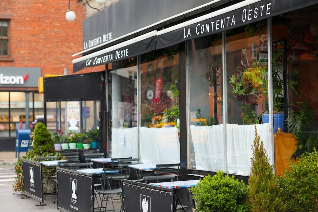 La Contenta Oeste, West Village bar