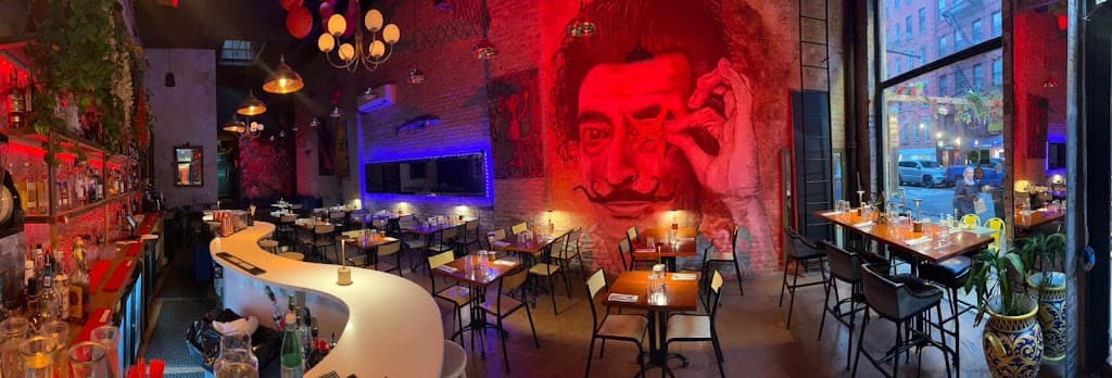 Local 92, SoHo bar