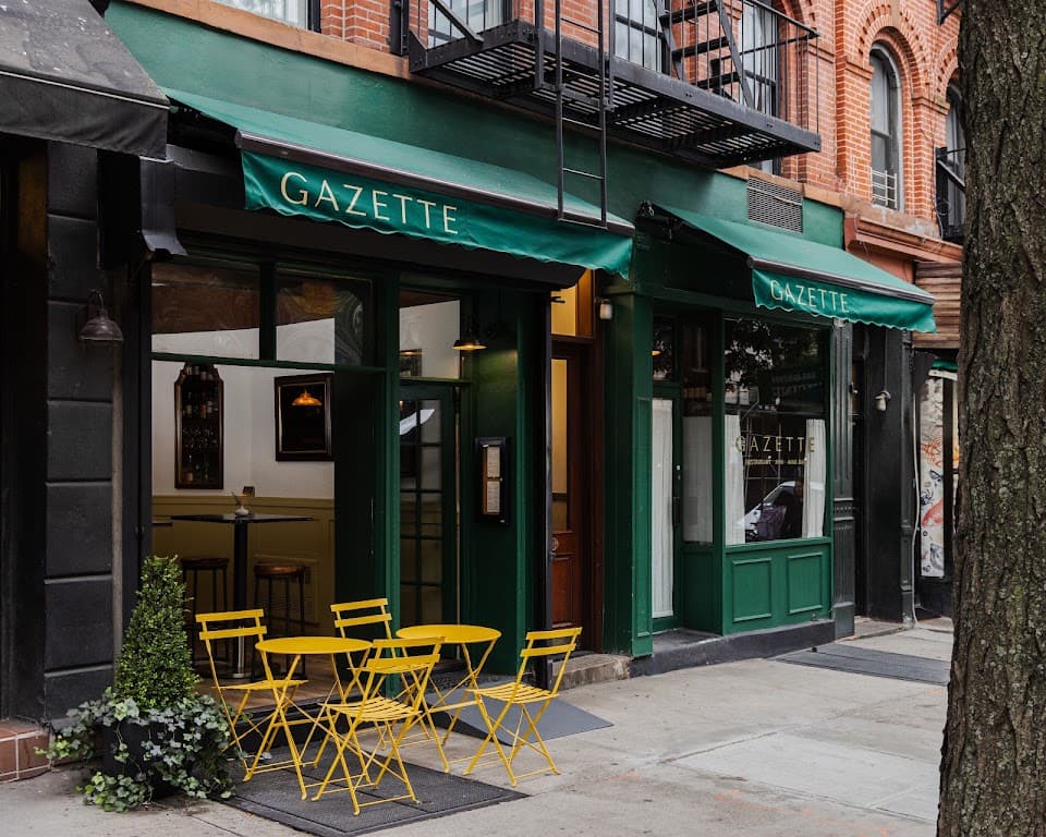 Gazette Restaurant & Wine Bar, a bar in Upper East Side