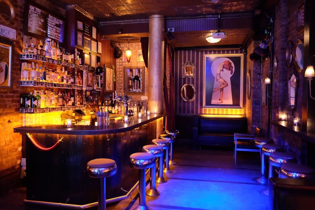 Nurse Bettie Cocktail Bar, Lower East Side bar