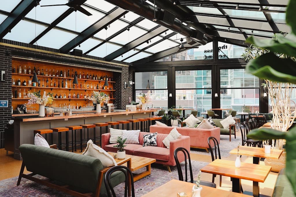 Glass Ceiling Rooftop, a bar in Gramercy