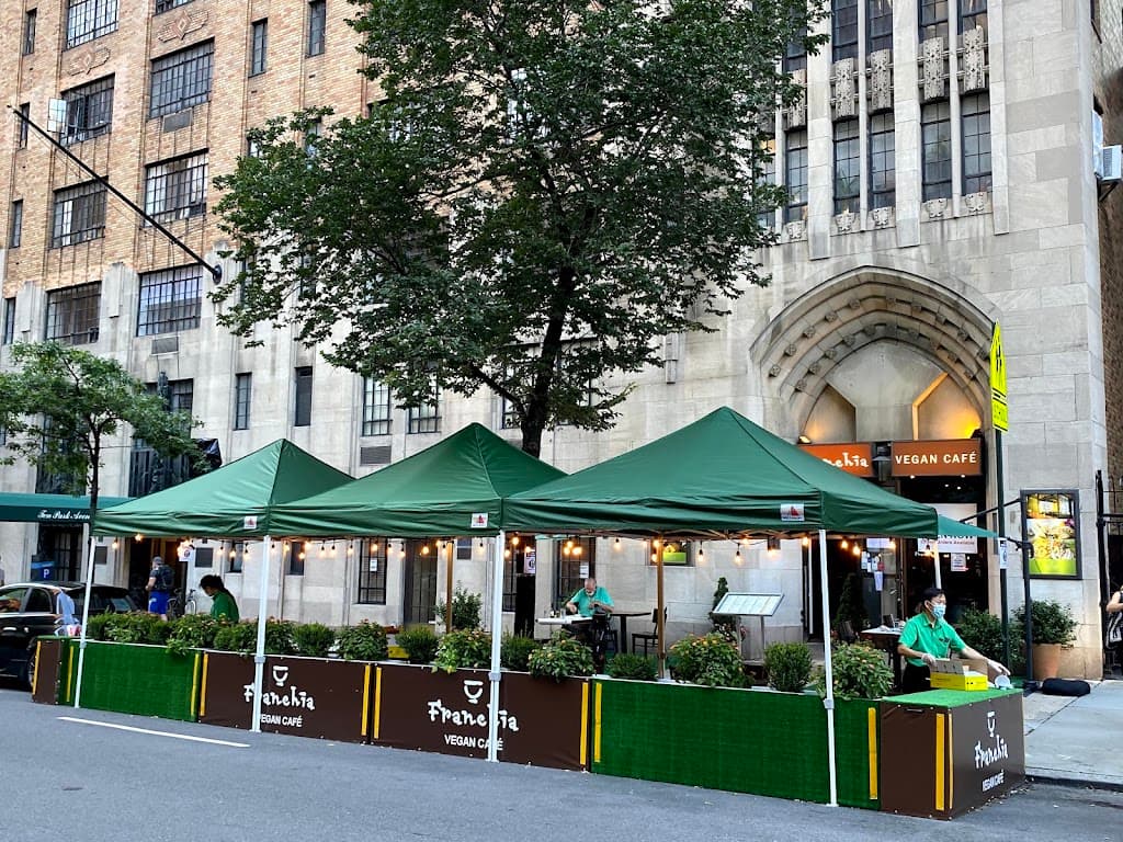 Franchia Vegan Café, Gramercy bar