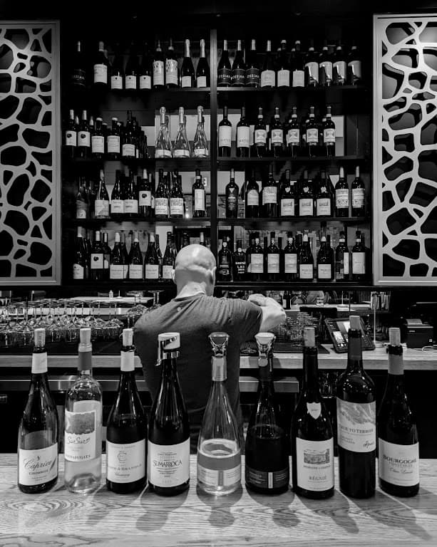 The Purple Tongue Wine Bar, Hell's Kitchen bar