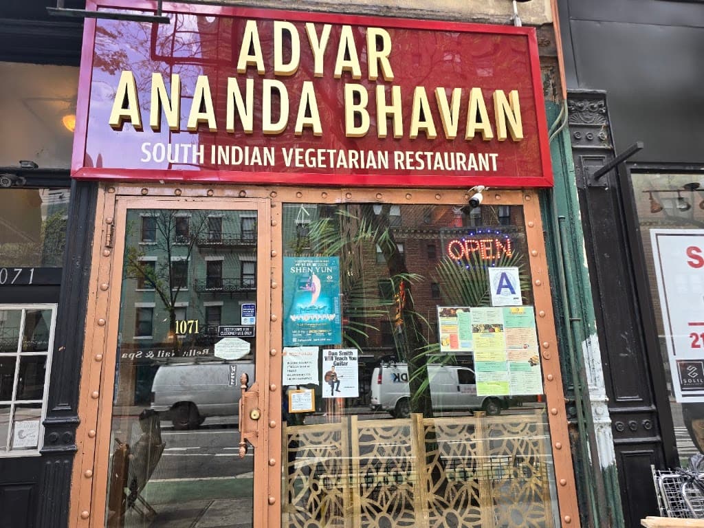 A1 Adyar Ananda Bhavan, Midtown bar