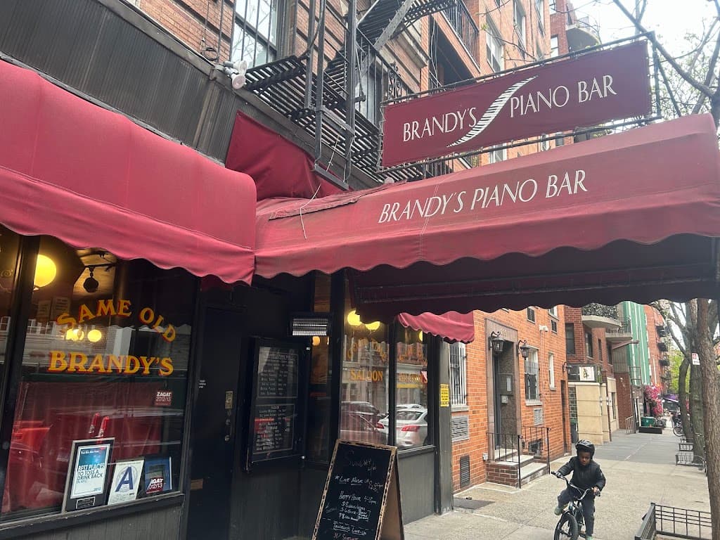 Brandy's Piano Bar, Upper East Side bar
