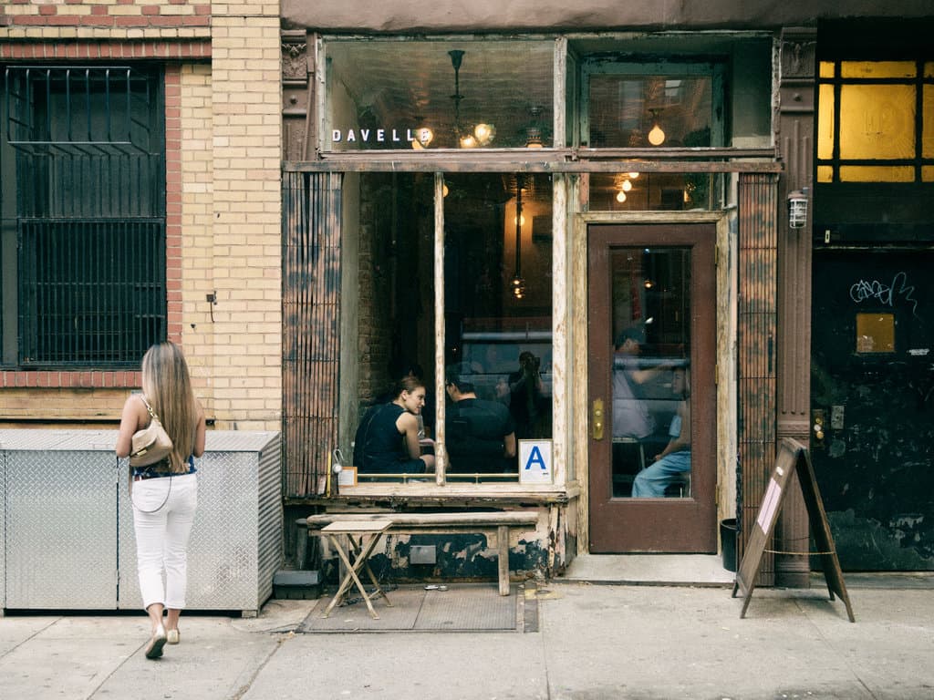 Davelle, Lower East Side bar