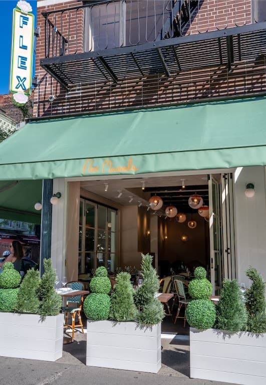 Flex Mussels, Upper East Side
