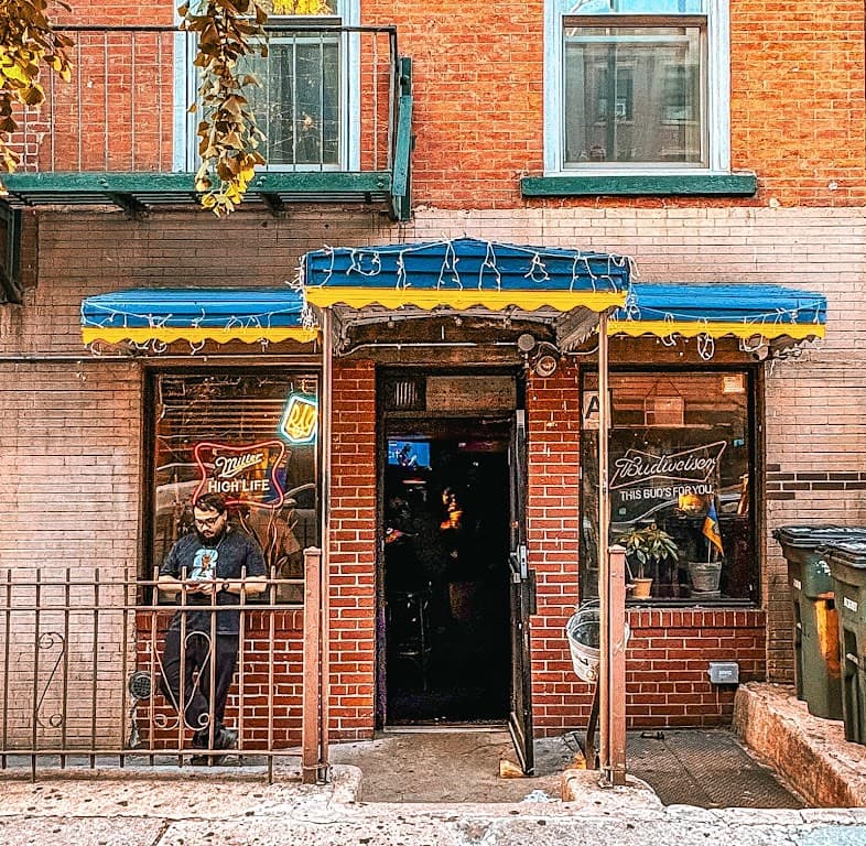 Blue & Gold Tavern, East Village bar