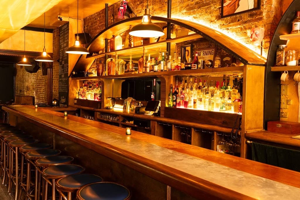 Francis Kite Club, East Village