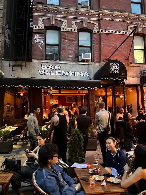 Bar Valentina, Lower East Side bar