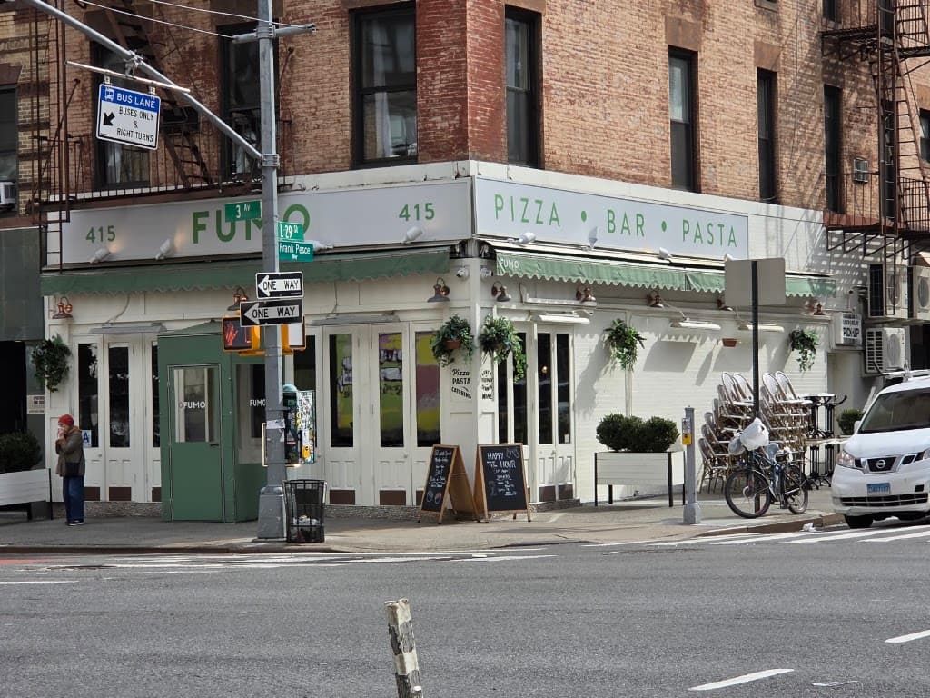 Fumo Kips Bay, Murray Hill bar