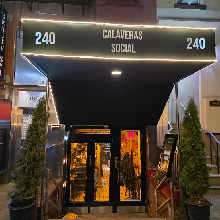 Calaveras Social, Upper East Side bar