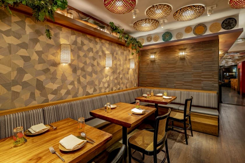 Naks, East Village bar