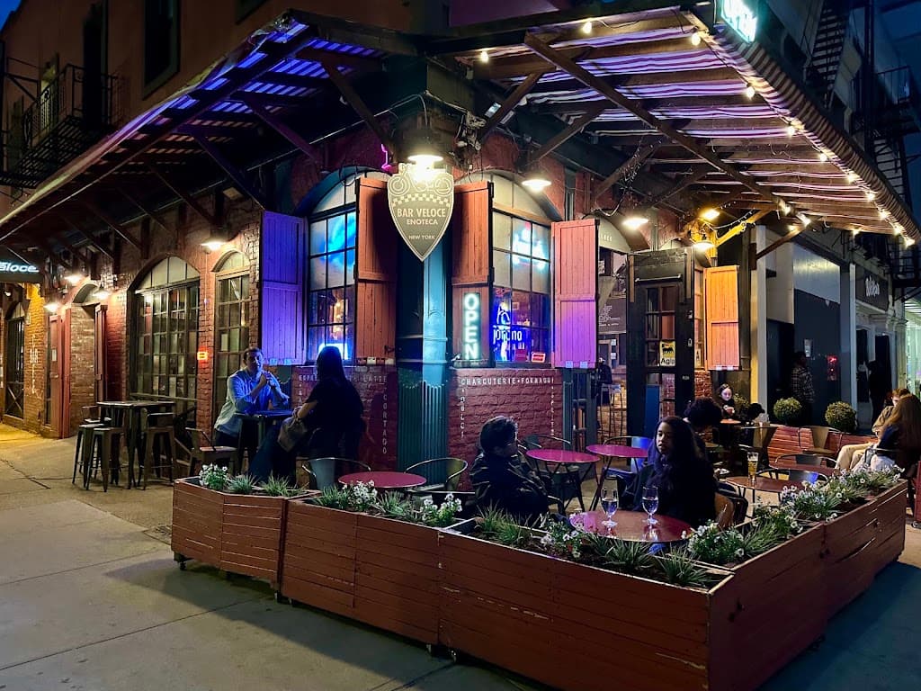 Bar Veloce, Lower East Side bar