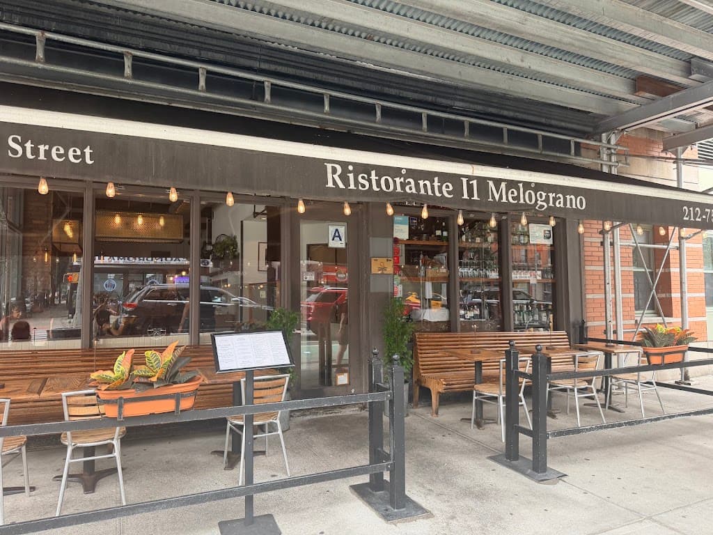 Il Melograno, Hell's Kitchen bar