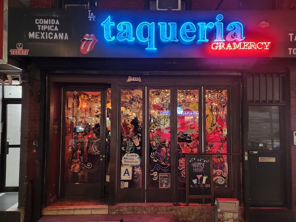 Taqueria Gramercy, Gramercy bar