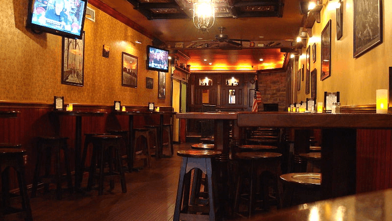 Slattery's Midtown Pub, Midtown bar