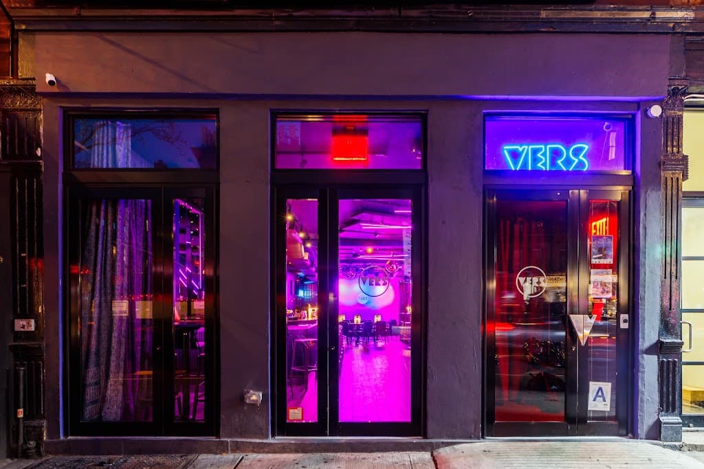 VERS — queer bar, cocktails, snacks, and events, Hell's Kitchen bar