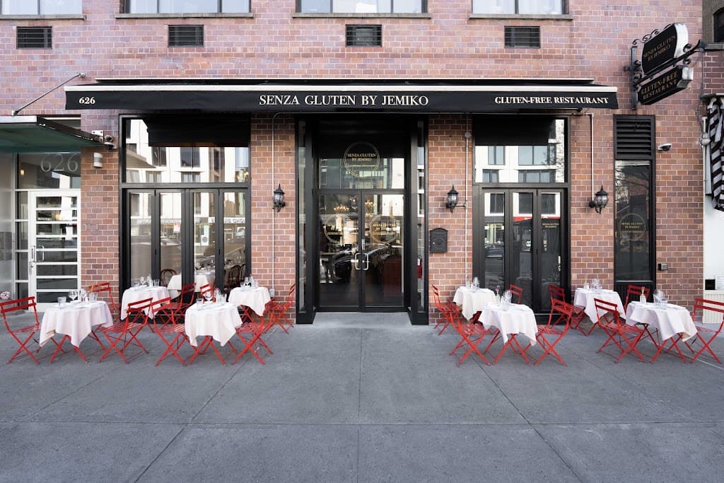 Senza Gluten by Jemiko - 100% Gluten Free Restaurant, Hell's Kitchen bar