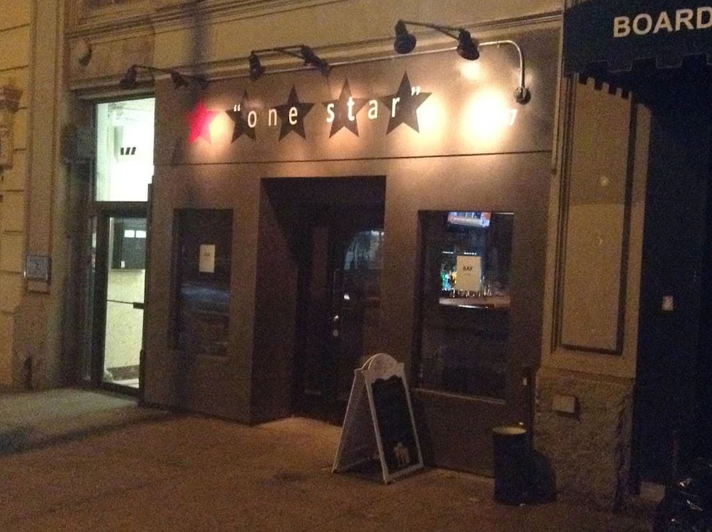 "One Star", a bar in Chelsea