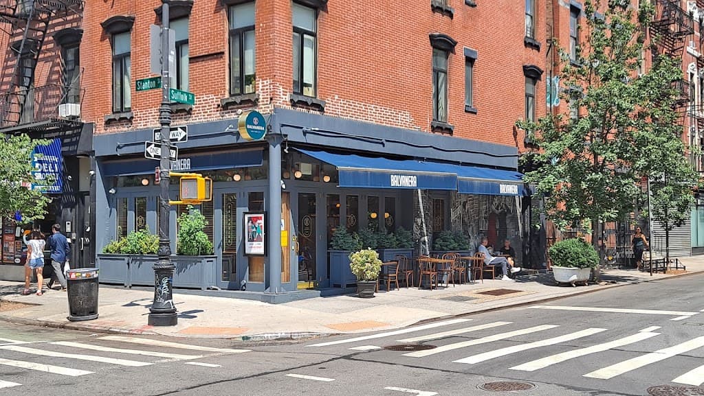 Balvanera, Lower East Side bar