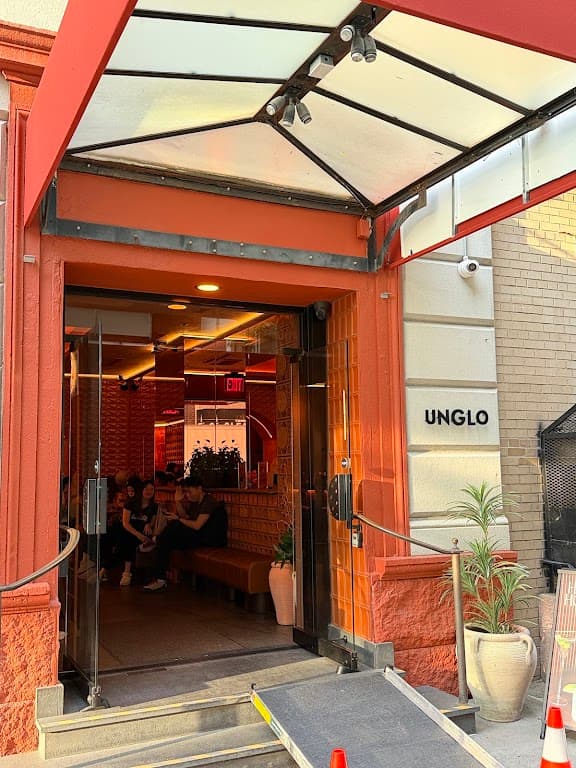 Unglo Thai Restaurant and Bar, Upper West Side bar