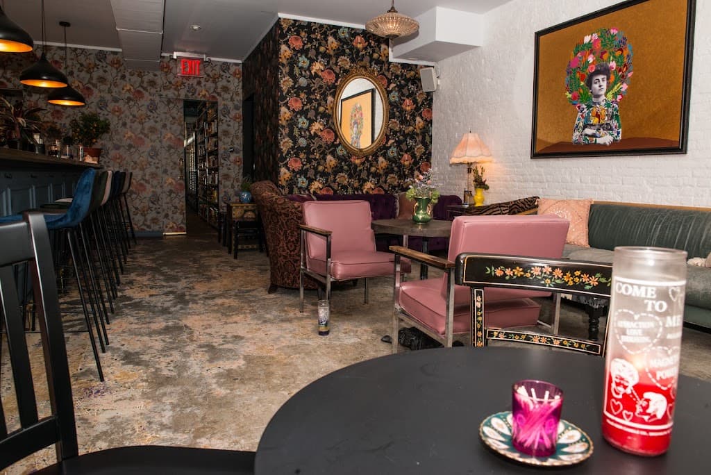 The Little Shop, Financial District bar