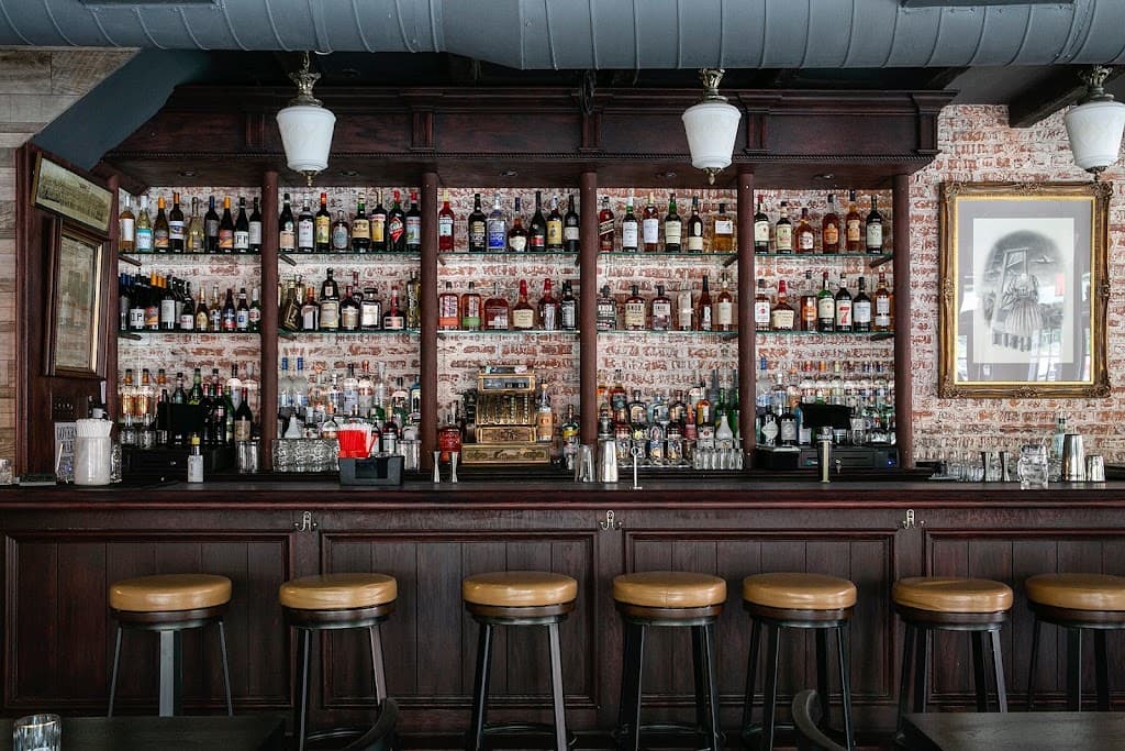 The Headless Widow, East Village bar