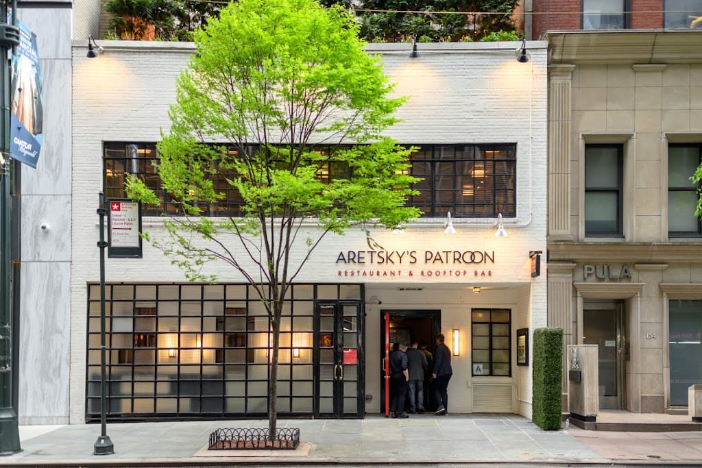 Aretsky's Patroon, Midtown bar