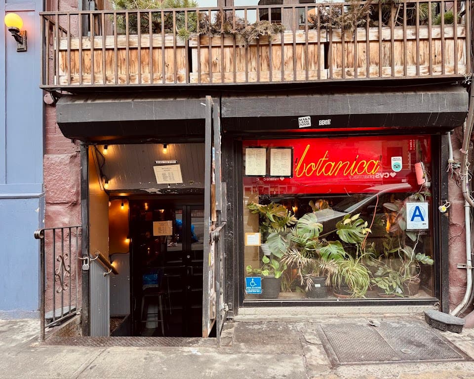 Botanica Bar, a bar in SoHo