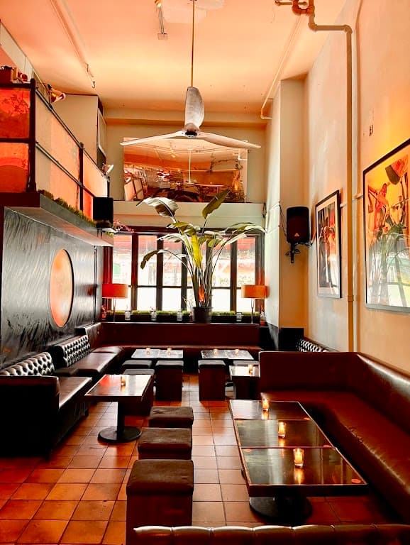 Verlaine, Lower East Side bar
