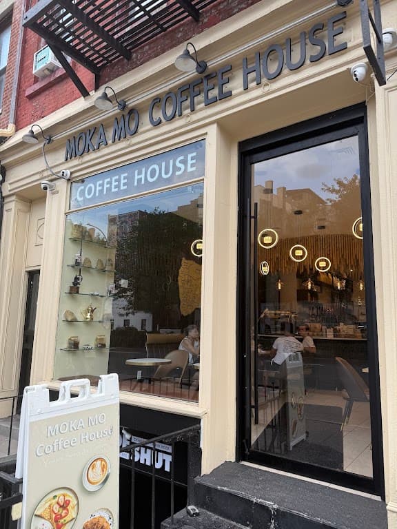 Moka Mo coffee House, West Village bar