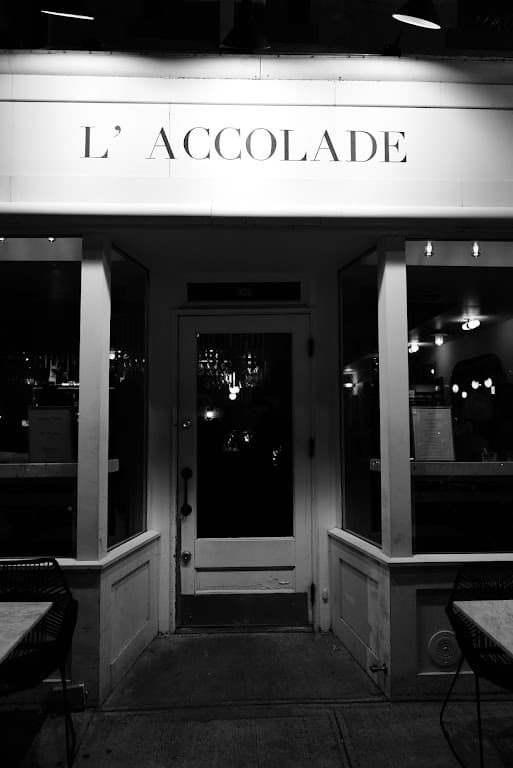 L'Accolade, West Village bar