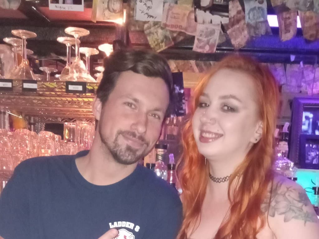 169 Bar photo 2