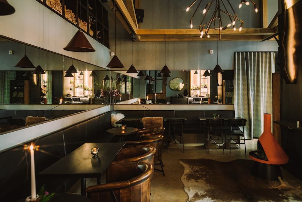 KABIN, SoHo bar