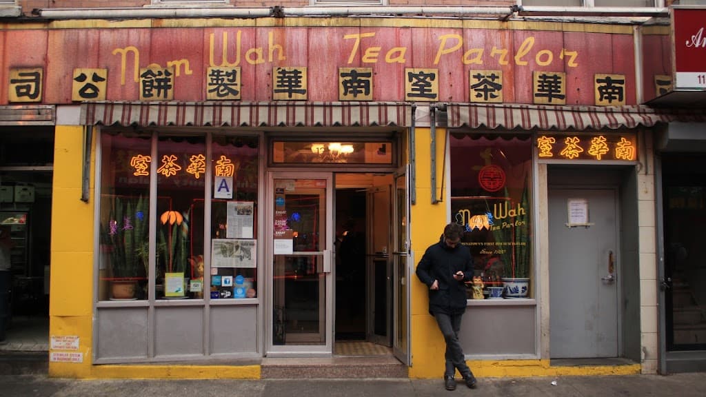 Nom Wah Tea Parlor, Lower East Side bar