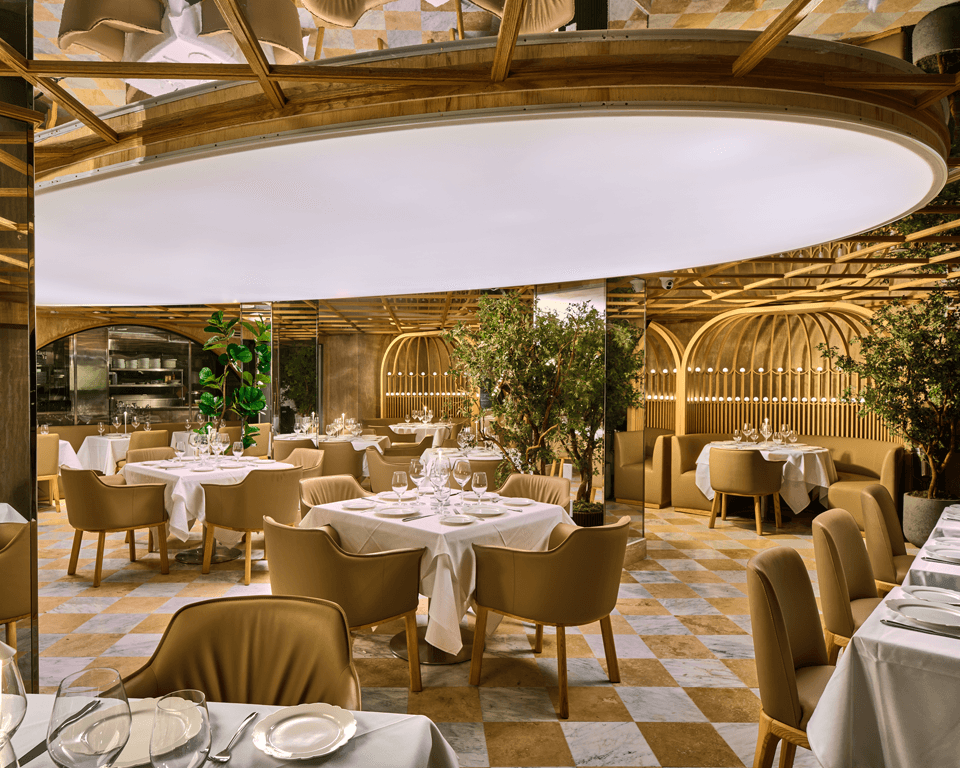 Bucatini, Midtown bar