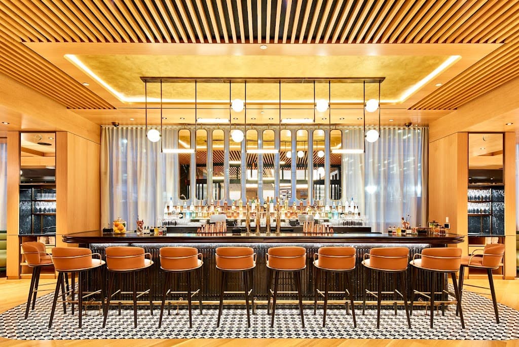 The Landing, Gramercy bar