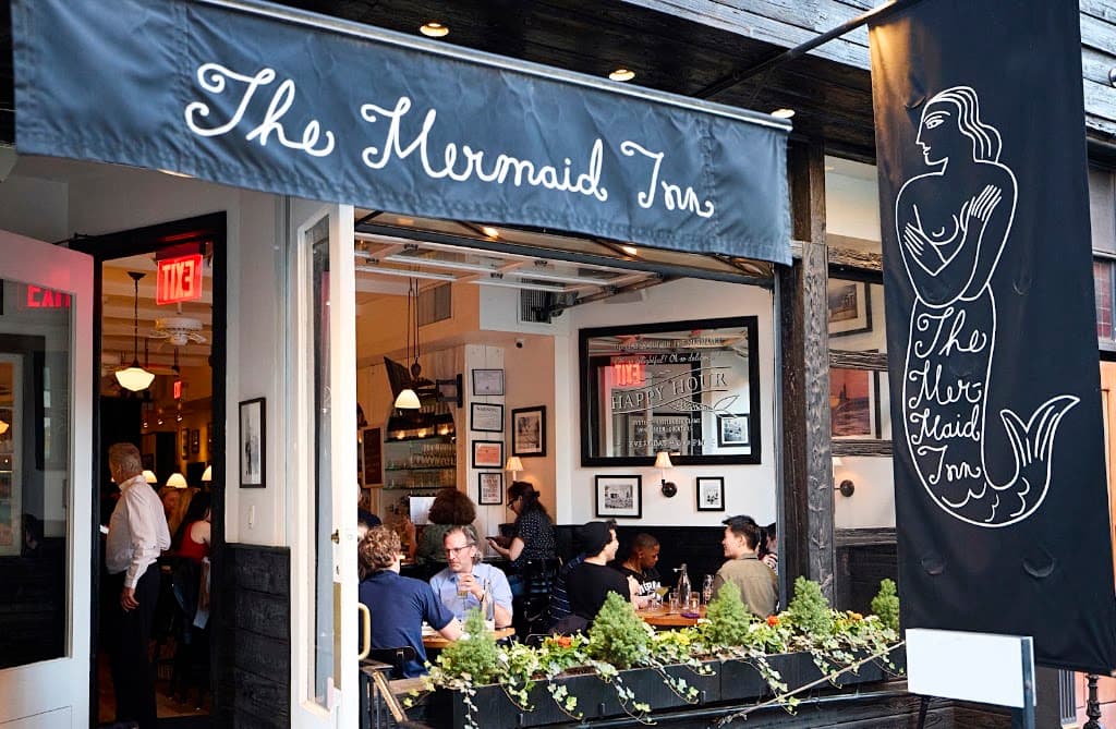 The Mermaid Inn, Chelsea bar