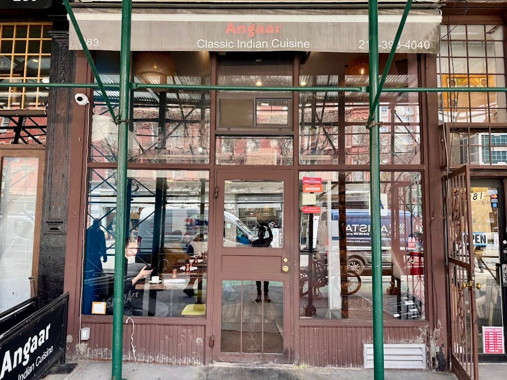 Angaar, Upper West Side bar