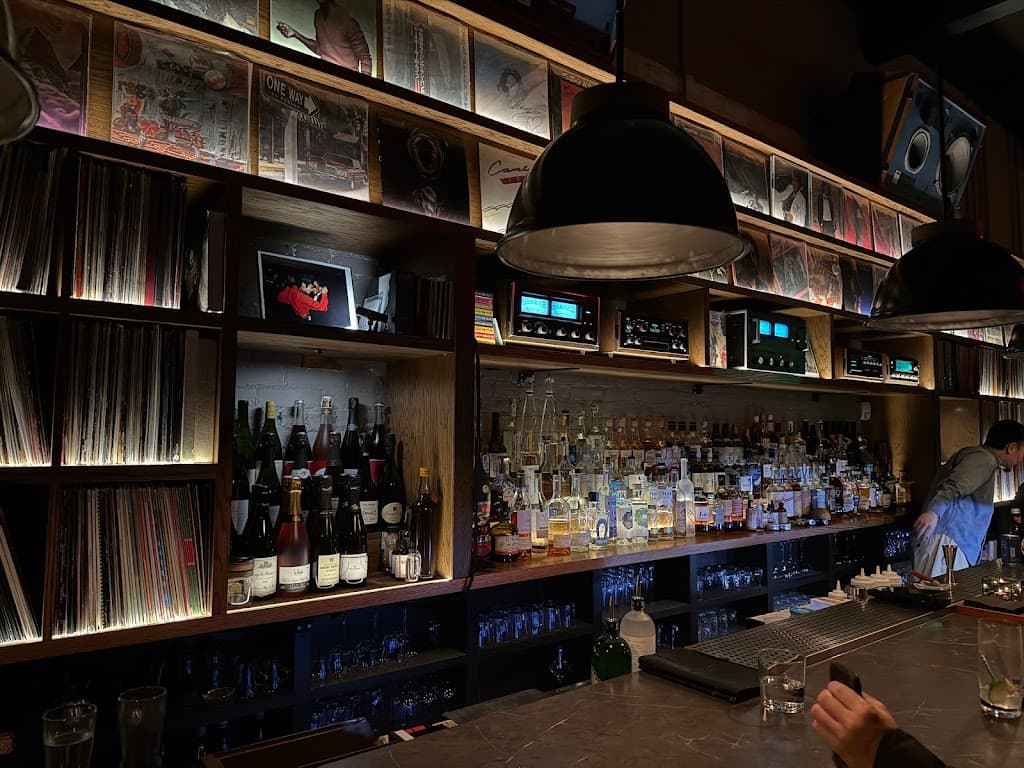 All Blues, Tribeca bar