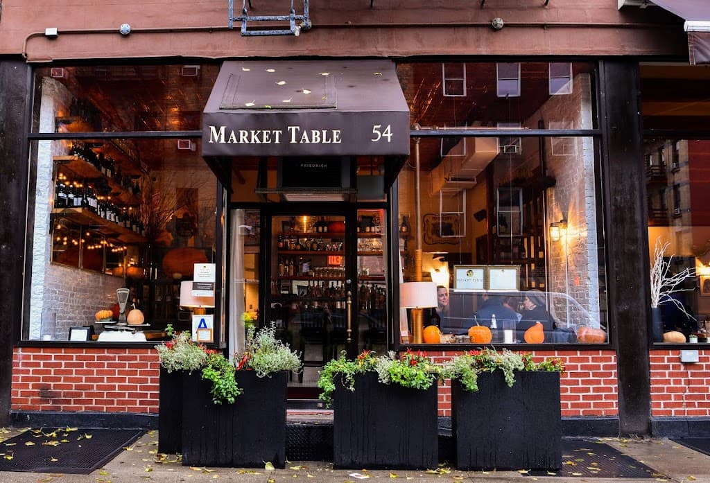 Market Table, West Village bar