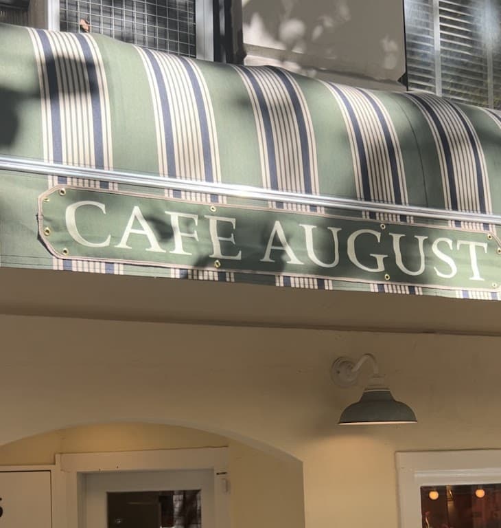 Cafe August, Upper East Side bar