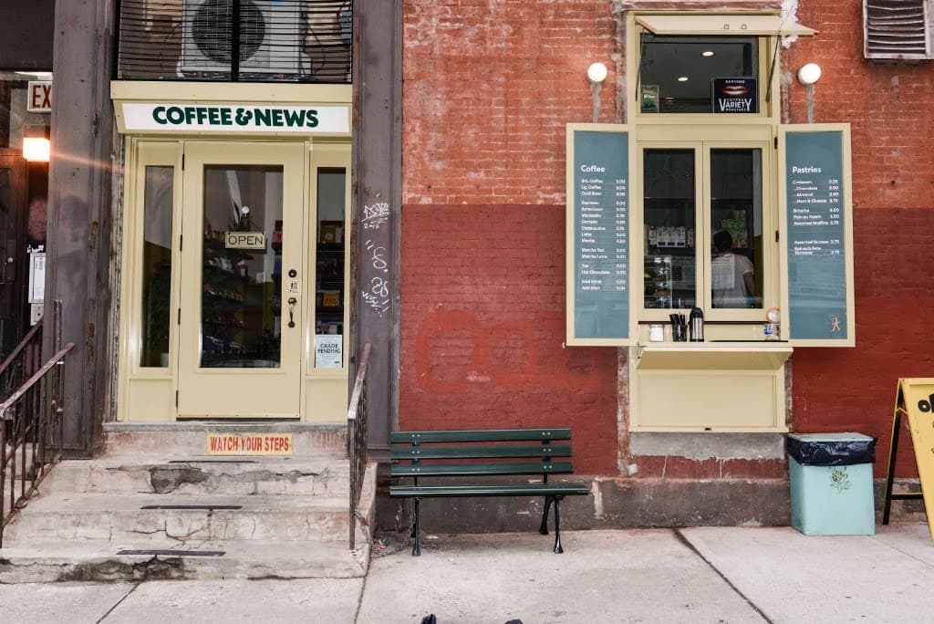 Oliver Coffee, Lower East Side bar