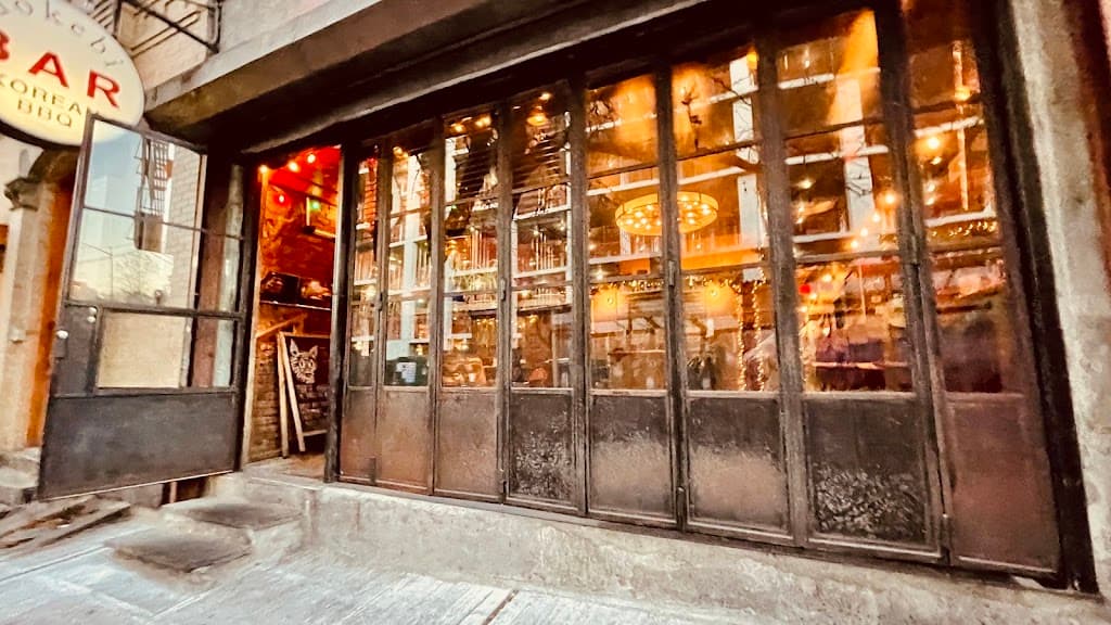 Dokebi Bar and Grill, Williamsburg bar
