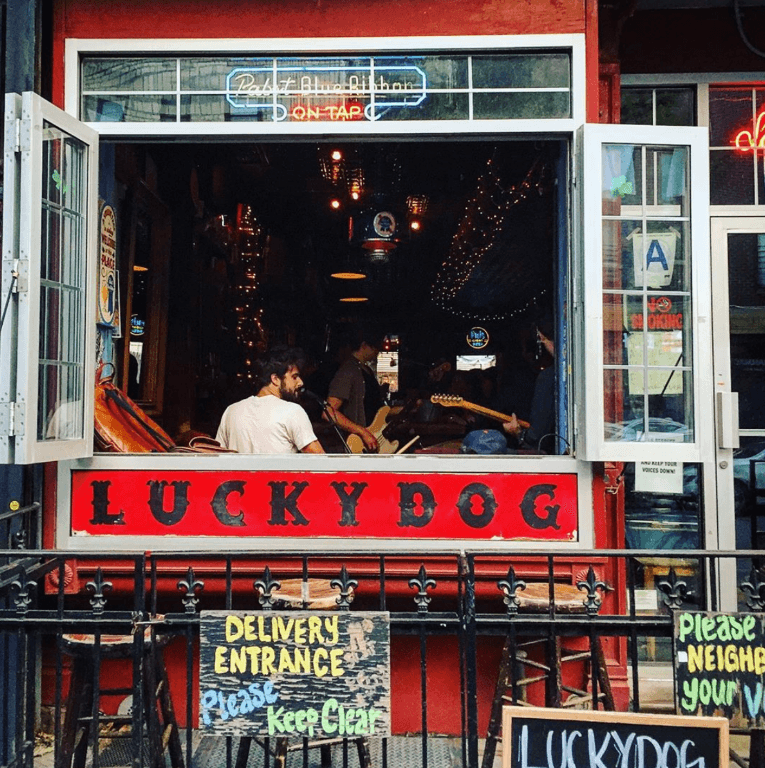Lucky Dog, Williamsburg bar