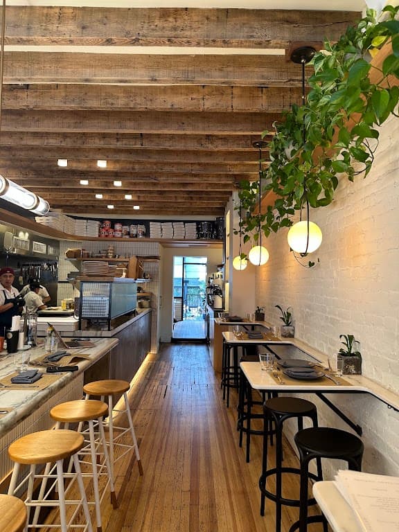 Rosticceria Evelina, Clinton Hill bar