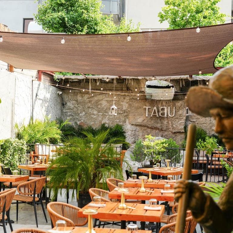 TABÚ - Williamsburg, a bar in Williamsburg