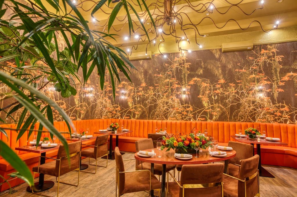 Kokomo Restaurant & Lounge, a bar in Williamsburg